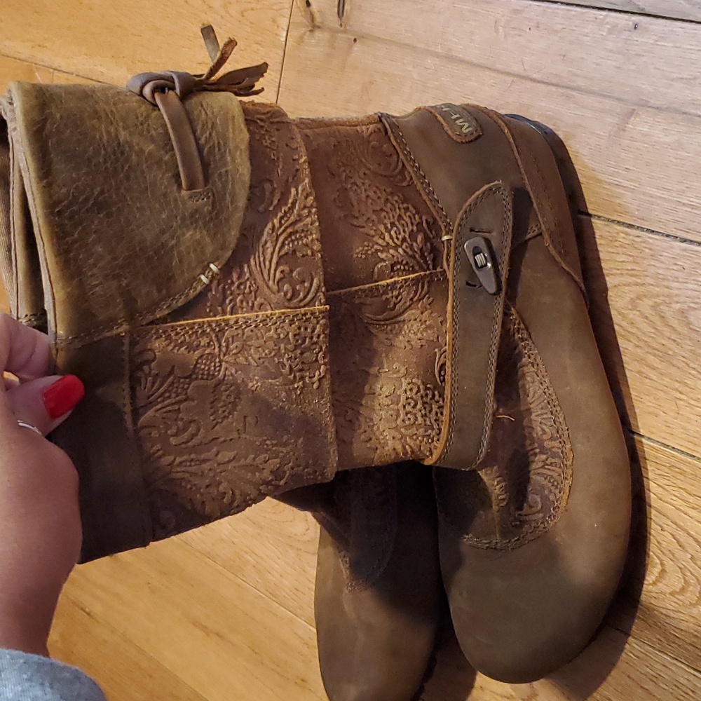 Merrell leather boots